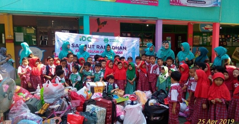 Sambut Ramadhan, Murid TK Al-Ukhuwah Antusias Sedekah Barang kepada IDC